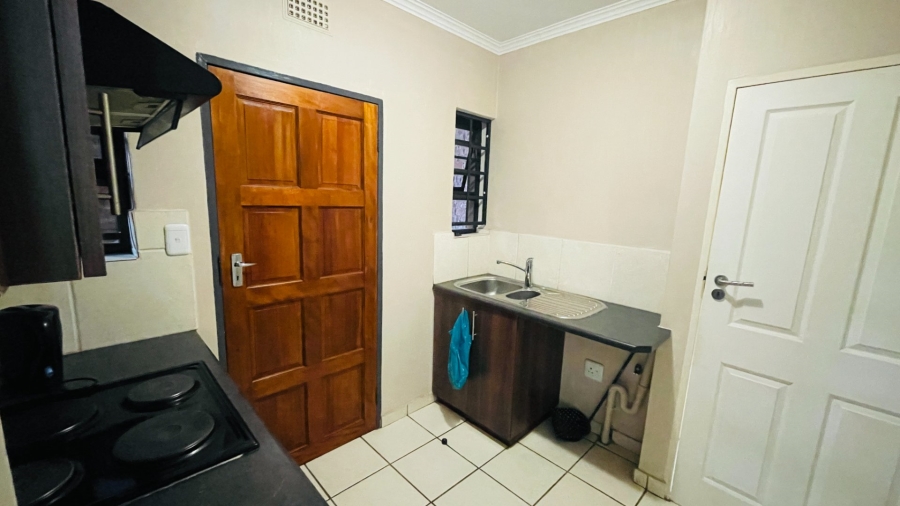 2 Bedroom Property for Sale in Van Der Hoff Park North West